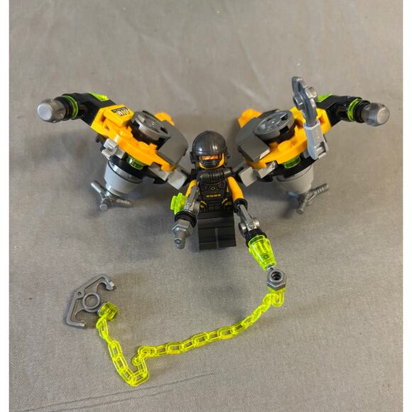 LEGO Marvel Aim Agent Minifigure Complete With Jet Pack And Weapon - Picture 1 of 3